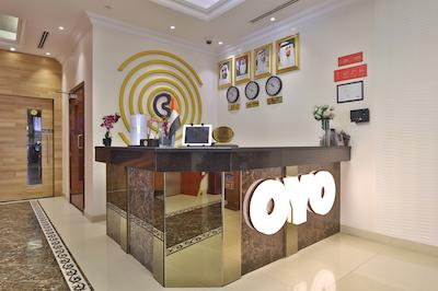 OYO 101 Click Hotel