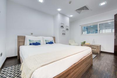 Tiara Ruby by Maison Privee