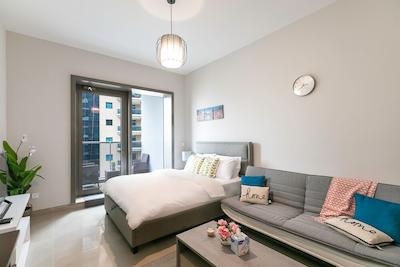 Sparkle Towers by Driven Holiday Homes