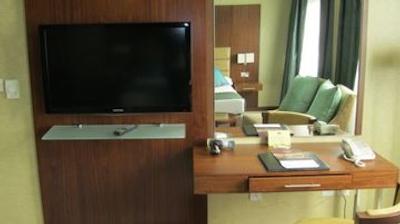 هوارد جانسون هتل ابوظبی