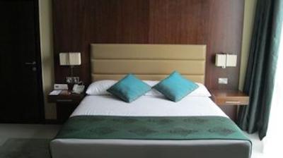 هوارد جانسون هتل ابوظبی