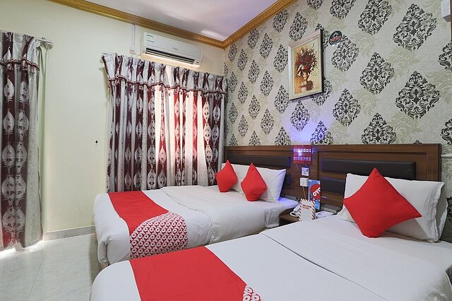 Remas Hotel Llc by OYO Rooms