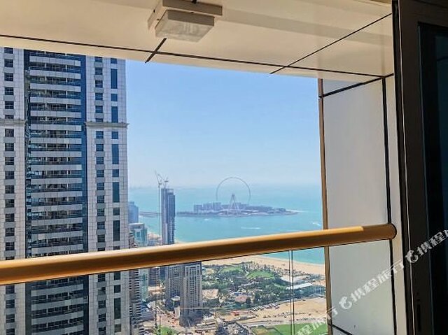 At the Top Hostel Dubai