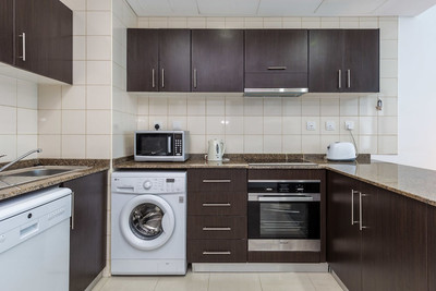 West Tower by Deluxe Holiday Homes