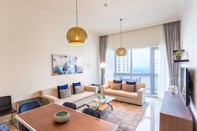 West Tower by Deluxe Holiday Homes