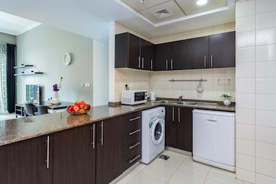 West Tower by Deluxe Holiday Homes