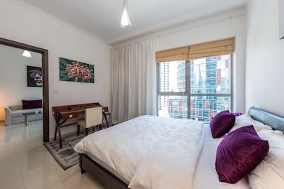 West Tower by Deluxe Holiday Homes