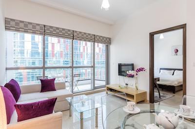 West Tower by Deluxe Holiday Homes