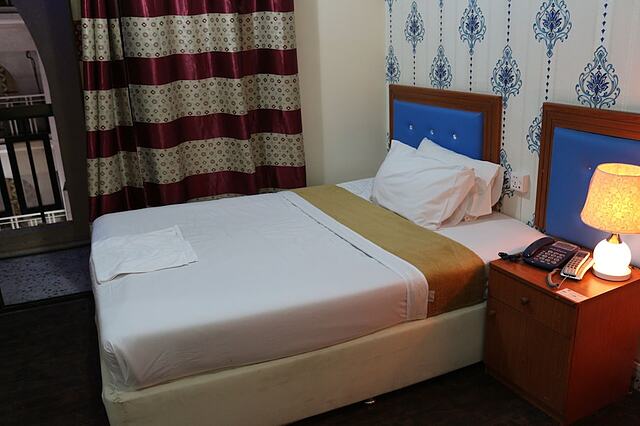 New Avon Hotel