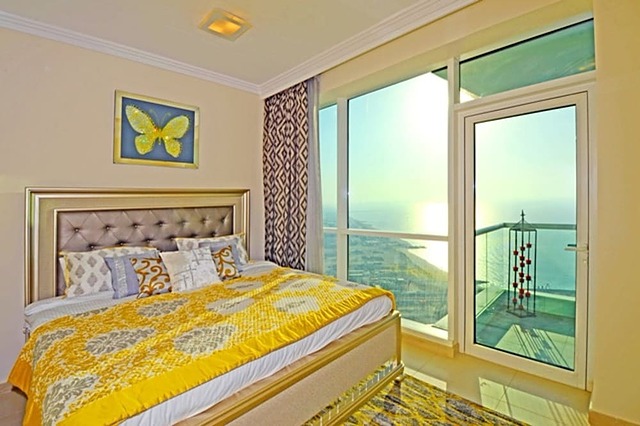 Al Bateen Residence