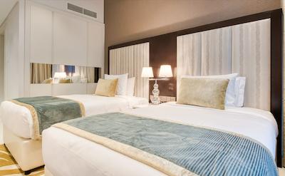 Upper Crest by Staycae