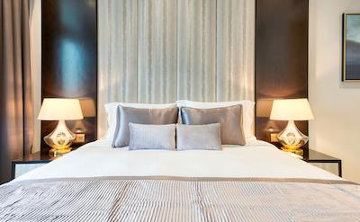 Upper Crest by Staycae