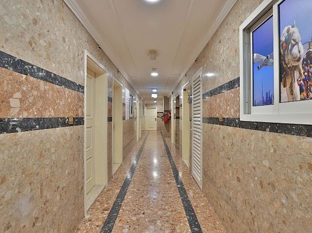 Al Hashemi Hotel By OYO Rooms