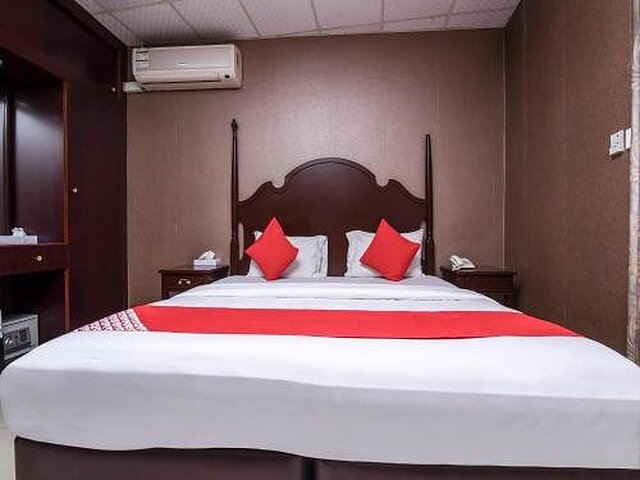 Al Hashemi Hotel By OYO Rooms