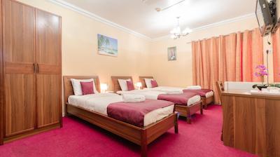 الکارناک هتل