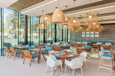 ادرس بیچ ریزورت