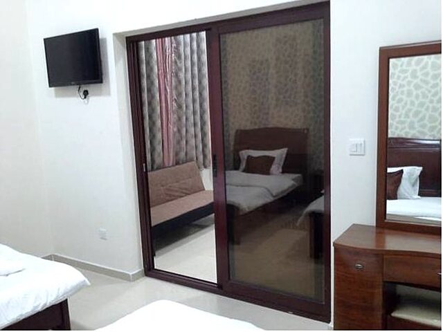 Al Hilli Hotel Apartments