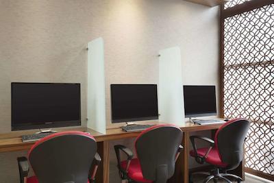 رامادا ابوظبی کورنیش