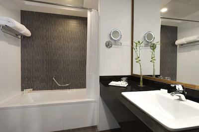 رامادا ابوظبی کورنیش