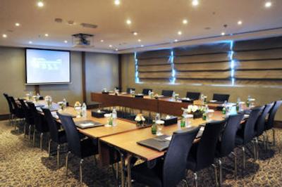 رامادا ابوظبی کورنیش