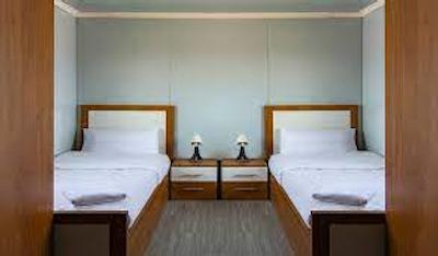 فن ویلج کابین راودت الجهانیه