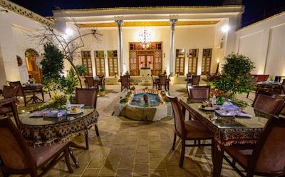 هزار و یک شب چهار باغ