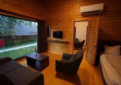 میزبان (ساحلی)