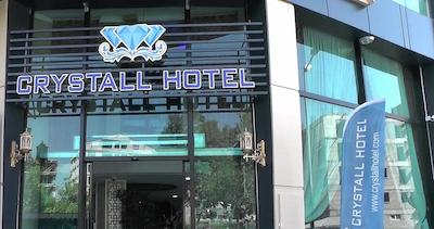 کریستال هتل