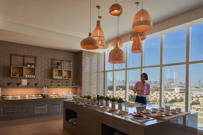 ناوتل جمیرا ویلج ترای انگل