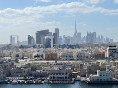 کارلتون دبی کریک هتل