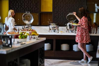 کارلتون دبی کریک هتل