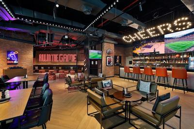 ان اچ کالکشن دبی د پالم