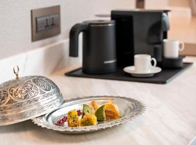 آدرس استانبول