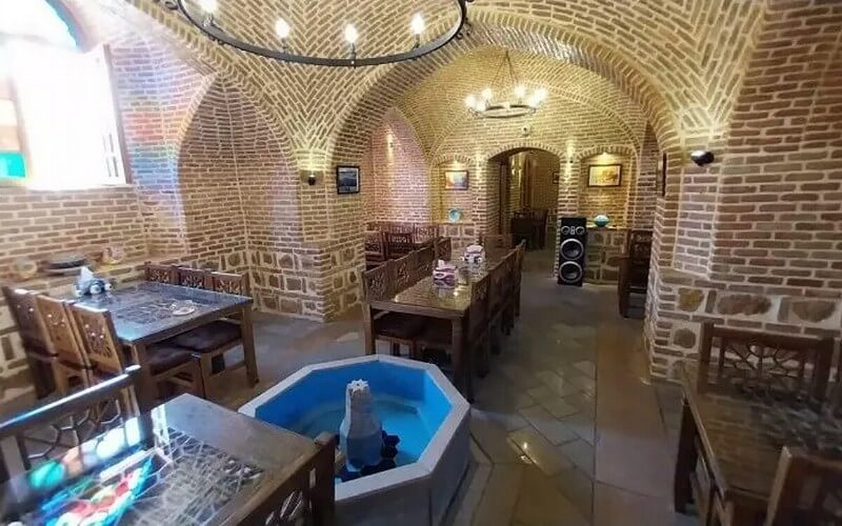 عمارت میرزا مهدی فراش باشی ( سرخه ای )