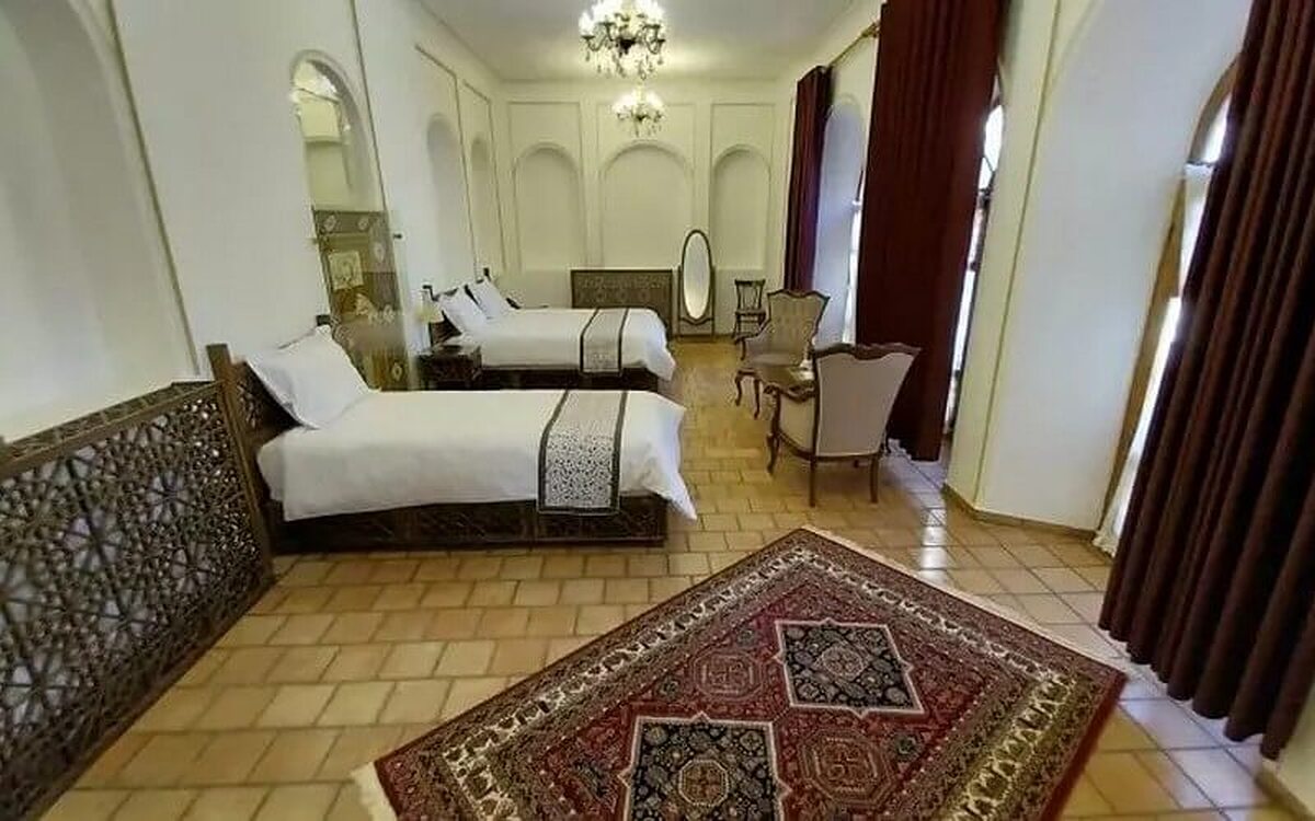 عمارت میرزا مهدی فراش باشی ( سرخه ای )