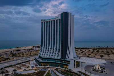 هتل آریا باستان کیش