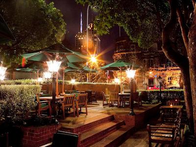 پولمن اوکلند