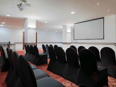 پولمن اوکلند