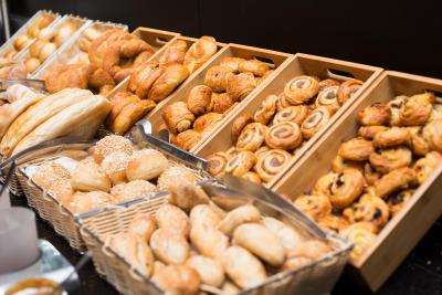 هیلتون باکو