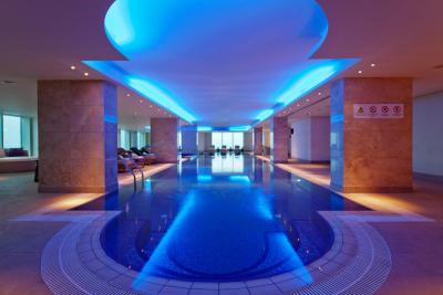 هیلتون باکو