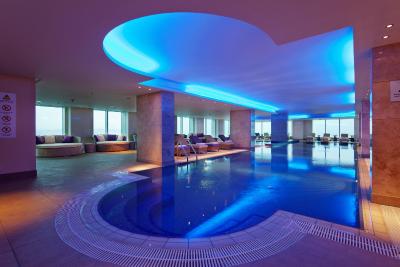 هیلتون باکو