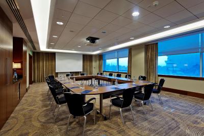 هیلتون باکو