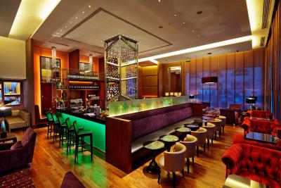 هیلتون باکو