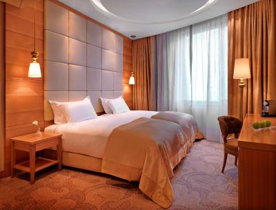 بیلگاه بیچ هتل