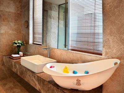 بیلگاه بیچ هتل