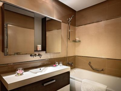 بیلگاه بیچ هتل