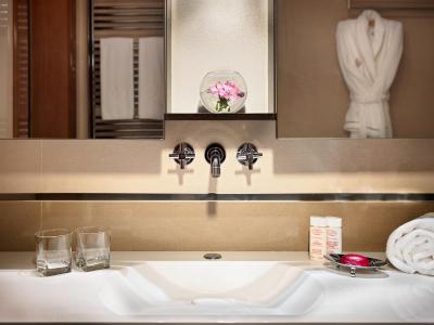 بیلگاه بیچ هتل