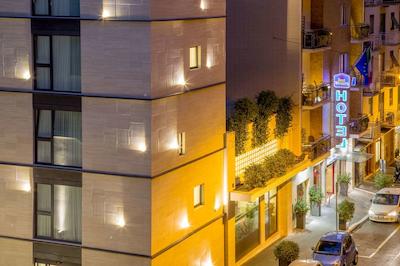 بست وسترن اسپرینگ هاوس