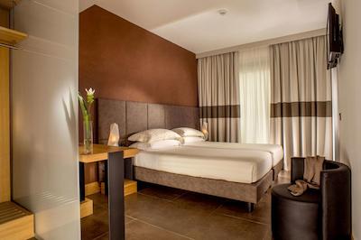 بست وسترن اسپرینگ هاوس