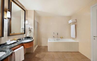 حیات ریجنسی باکو